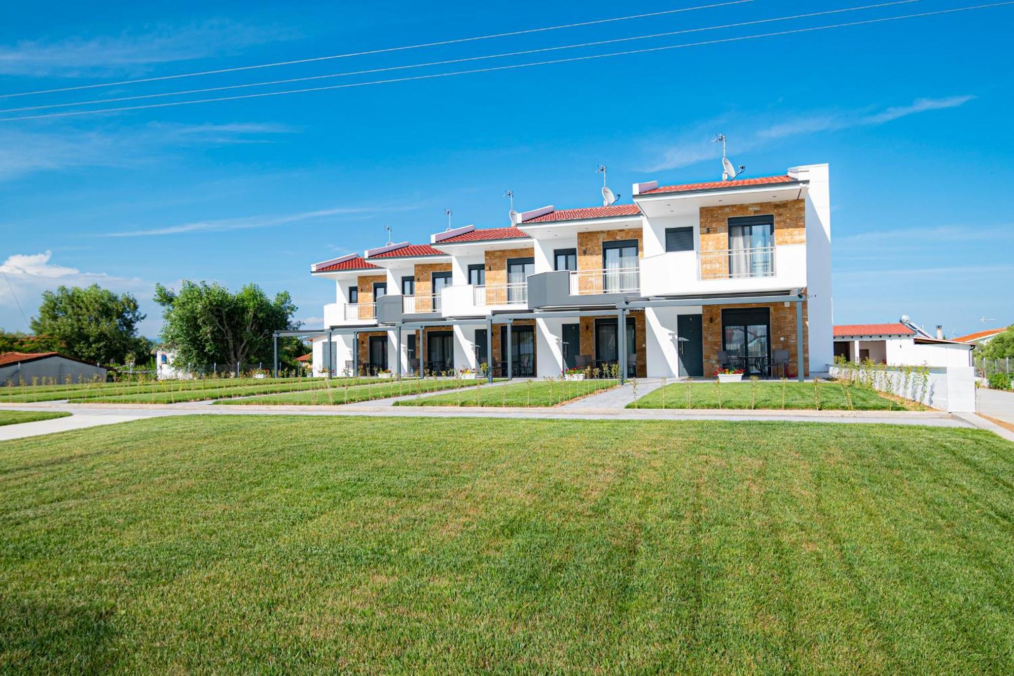 Chryssis Village By Travel Pro Services - Nea Potidaia Halkidiki Неа-Потидеа Экстерьер фото