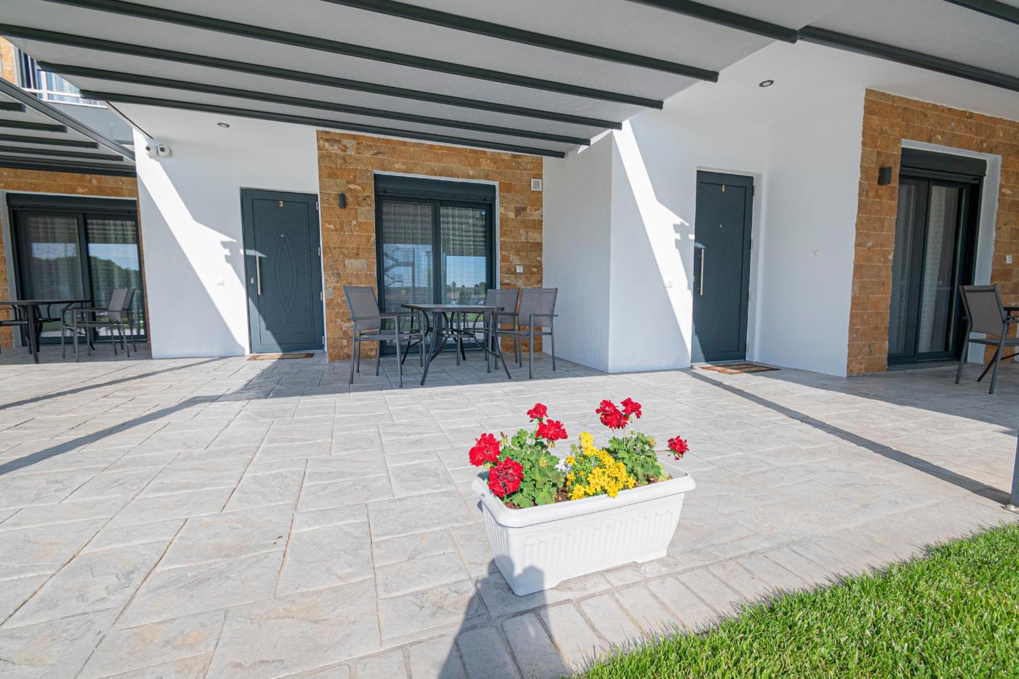 Chryssis Village By Travel Pro Services - Nea Potidaia Halkidiki Неа-Потидеа Экстерьер фото